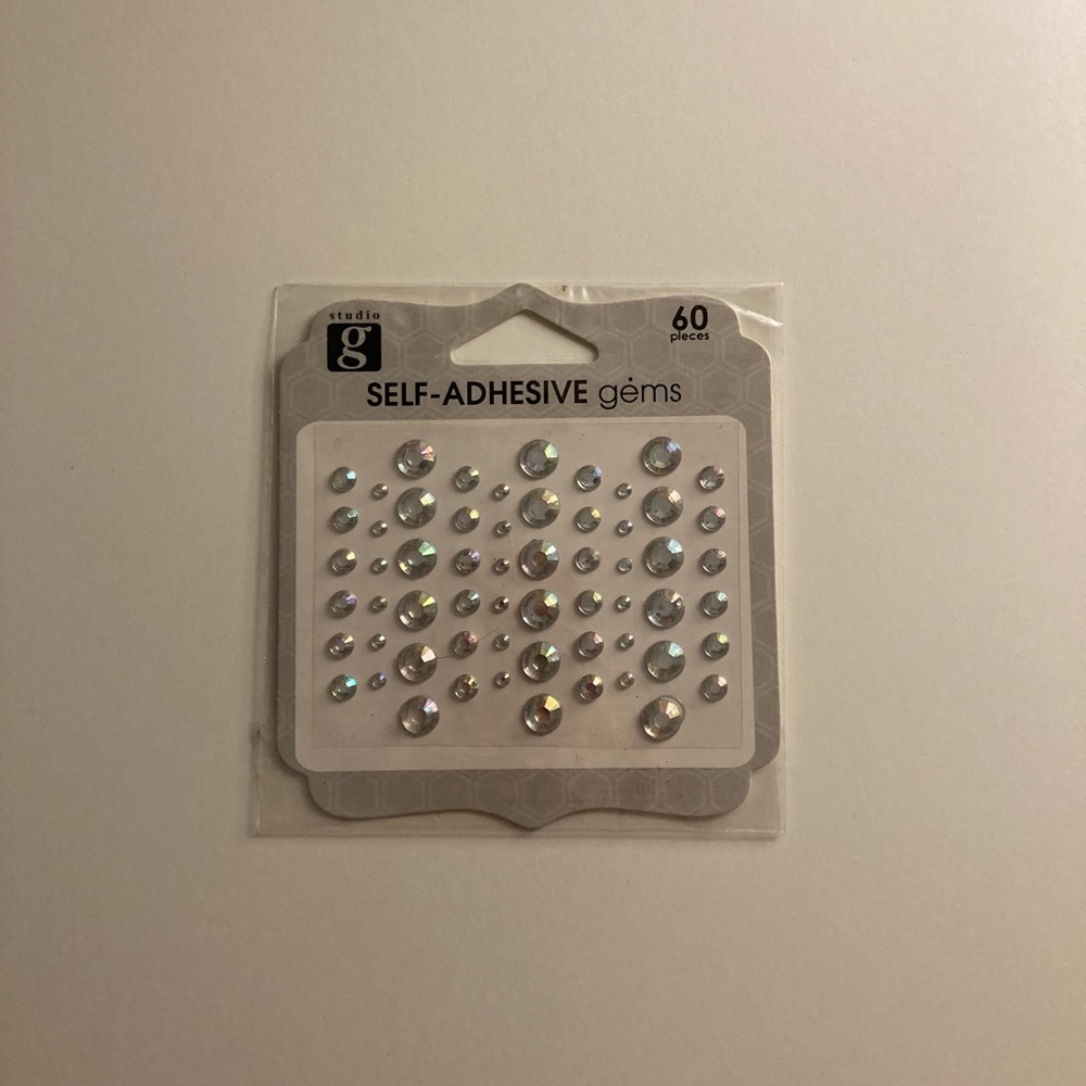 SELF-ADHESIVE gems | 60 pieces